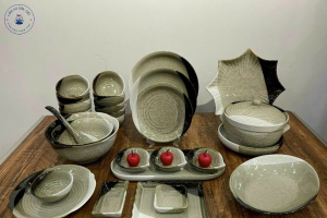 Bộ bát đĩa men hỏa biến ba màu